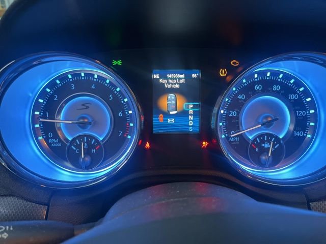 Used 2013 Chrysler 300 S image 29