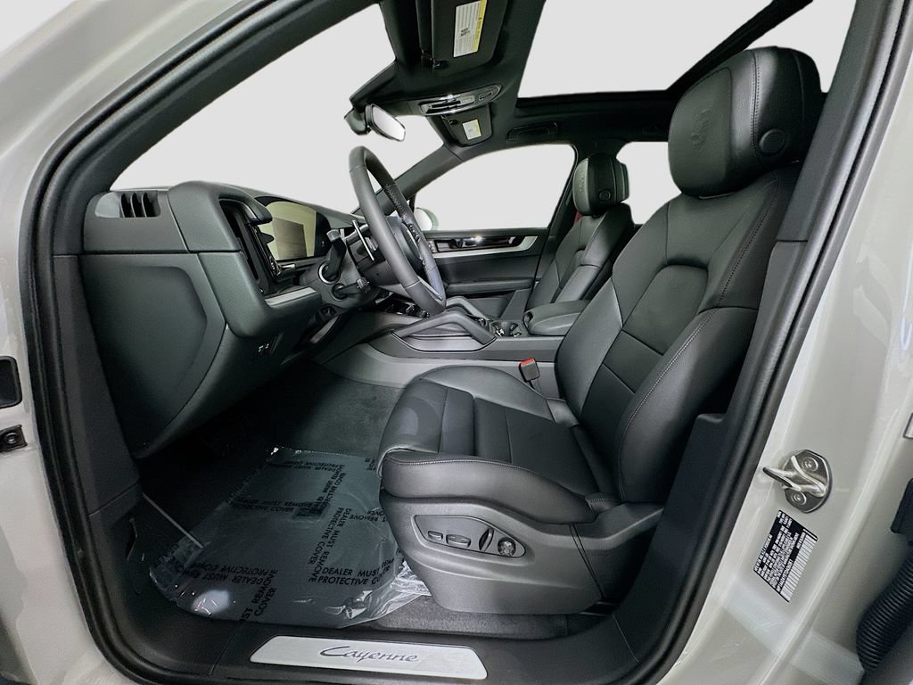 New 2026 Porsche Cayenne AWD/4WD image 5