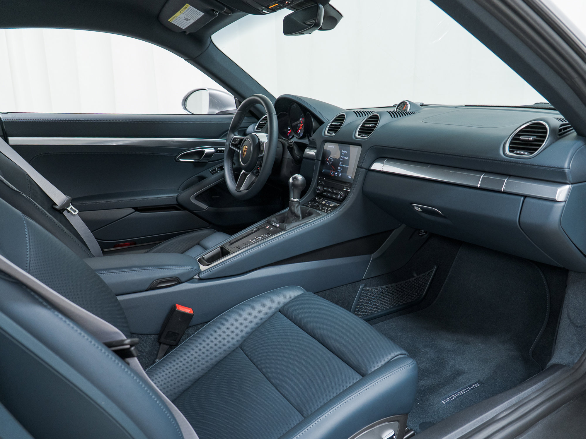 Certified 2024 Porsche 718 Cayman S image 26