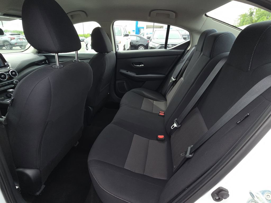 Used 2023 Nissan Sentra SV FWD image 28