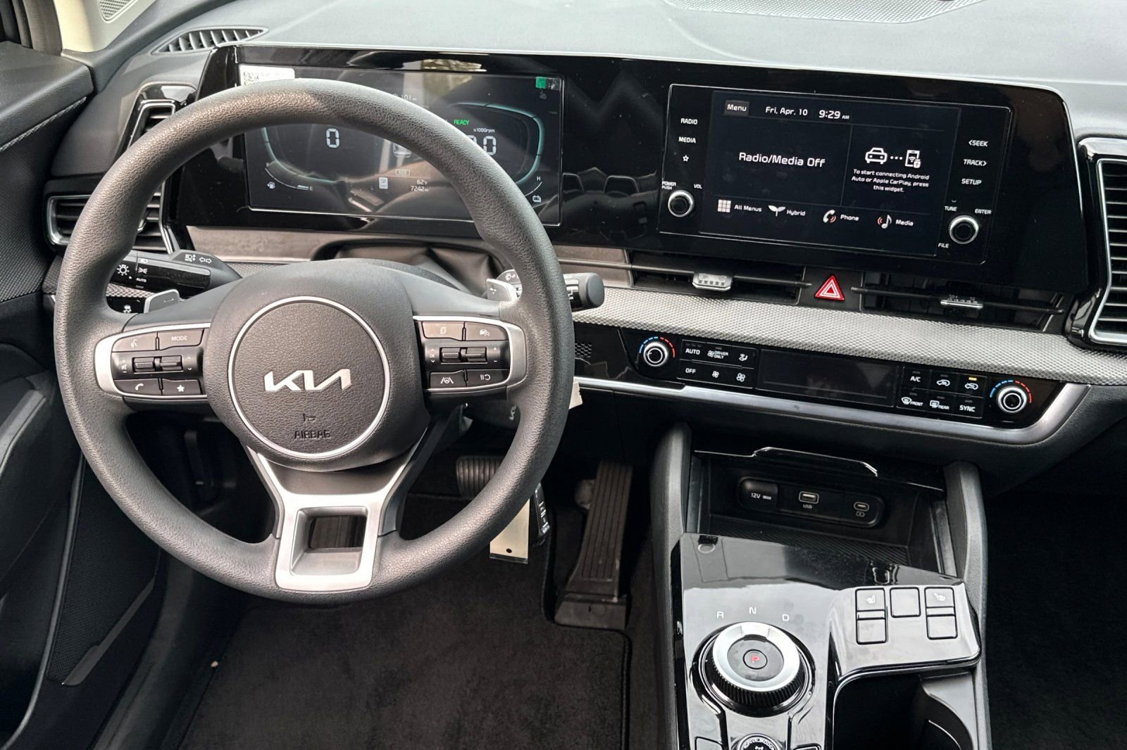 Certified 2025 Kia Sportage LX image 14