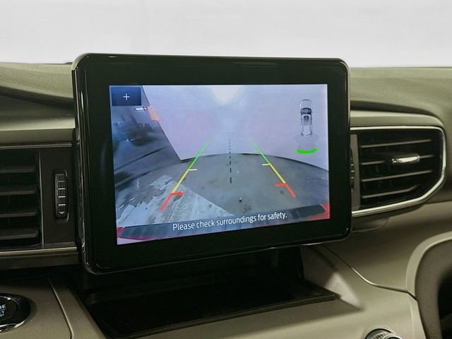 Certified 2022 Ford Explorer XLT w/ Equipment Group 202A image 13