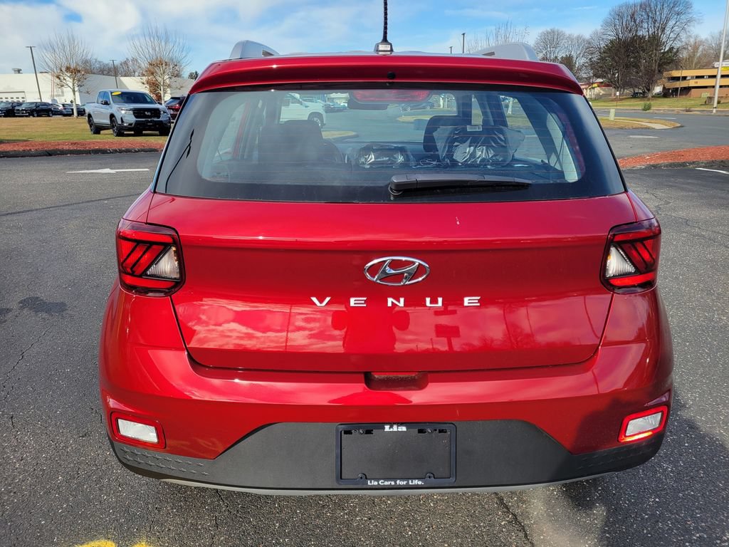 New 2026 Hyundai Venue SEL FWD image 4