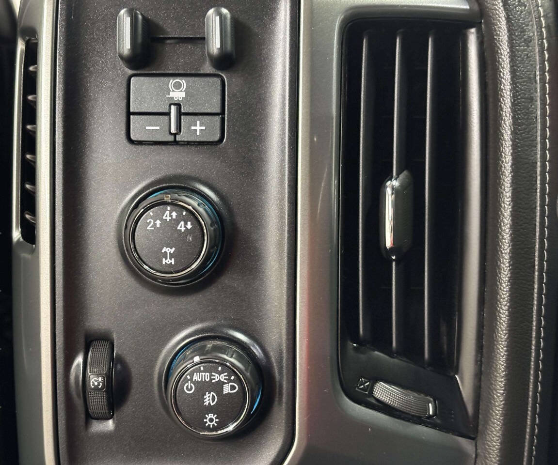 Used 2015 Chevrolet Silverado 2500 LTZ AWD/4WD image 25