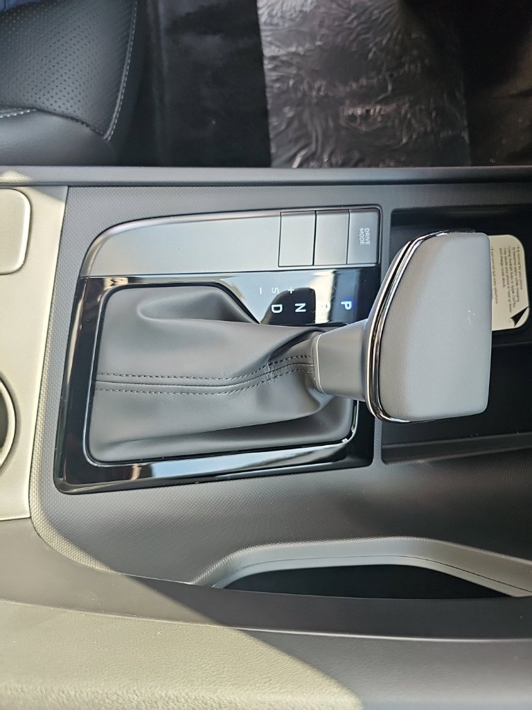 New 2026 Hyundai Elantra SEL Sport FWD image 21
