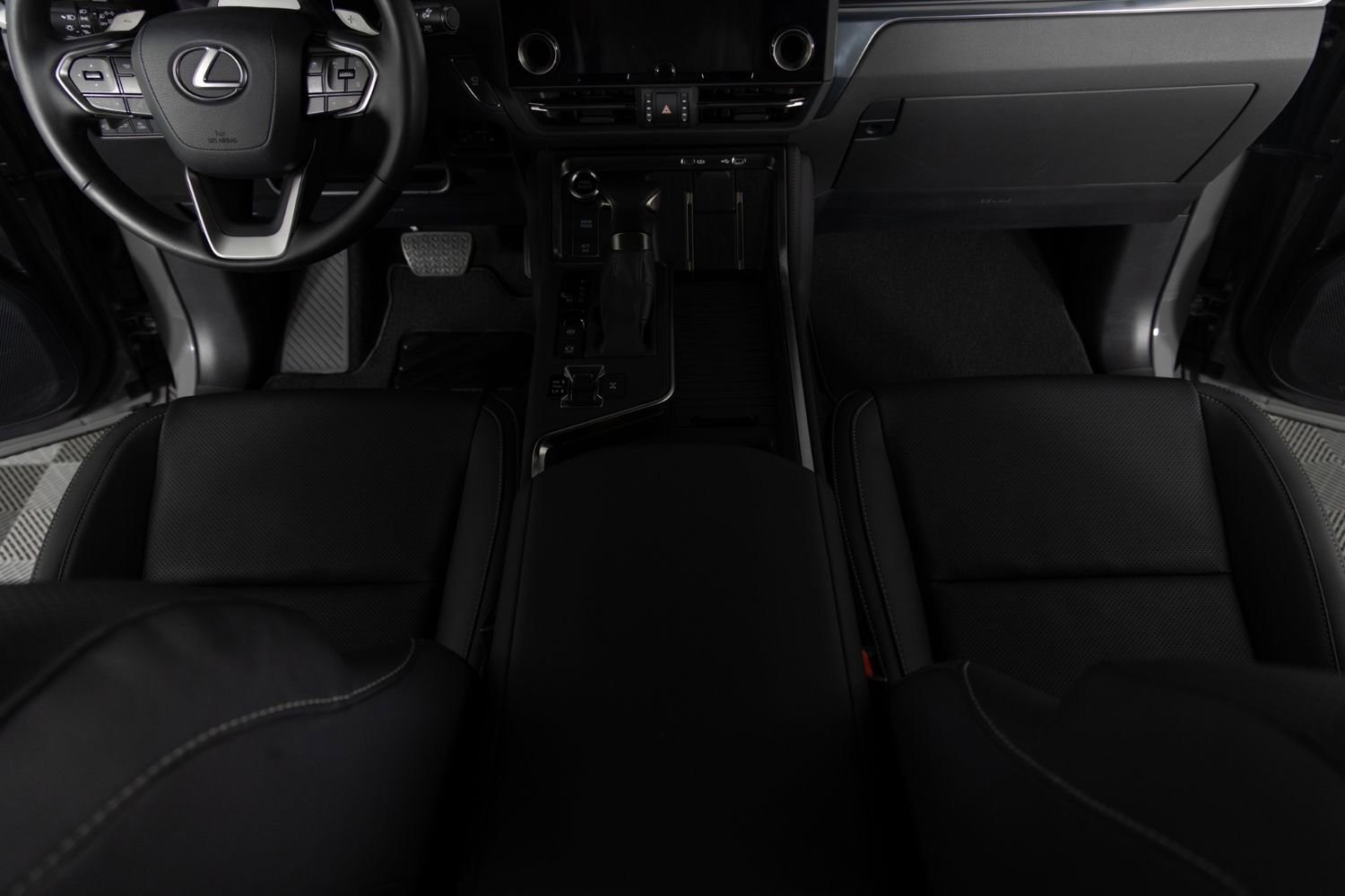 Used 2024 Lexus GX 550 w/ Accessory Package (2T) image 41