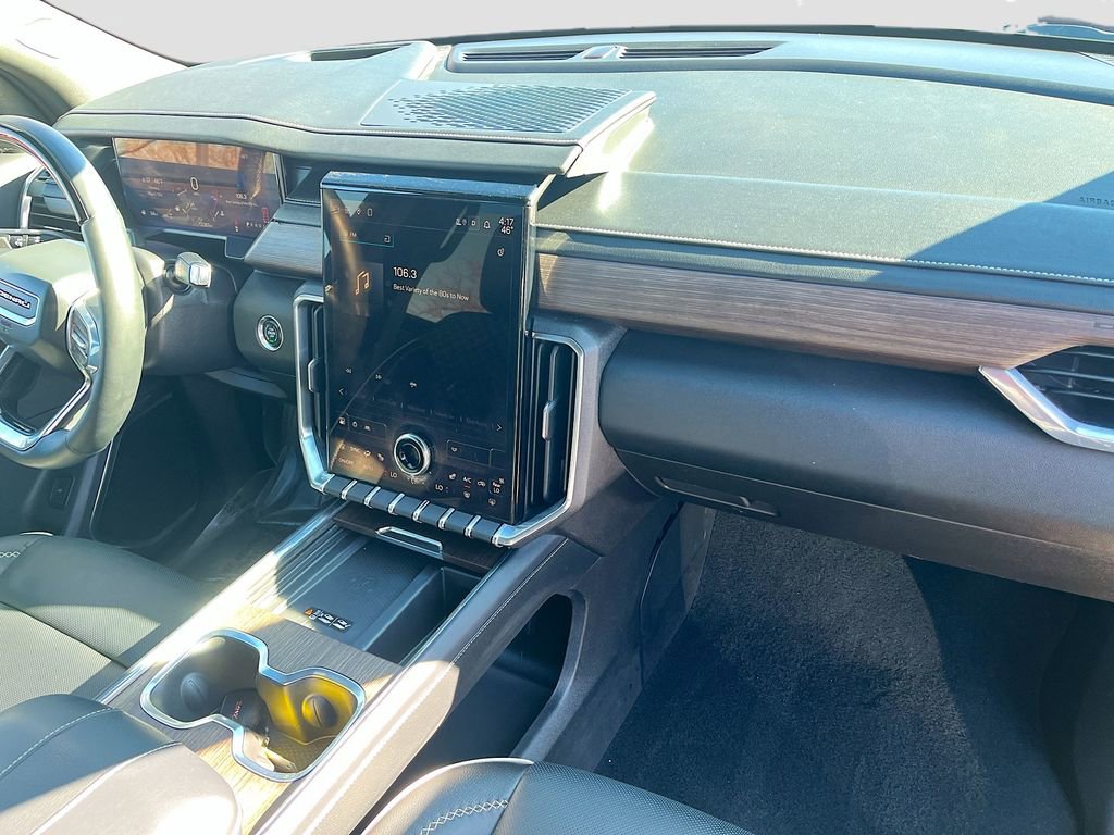 Used 2024 GMC Acadia Denali w/ Super Cruise Package image 29