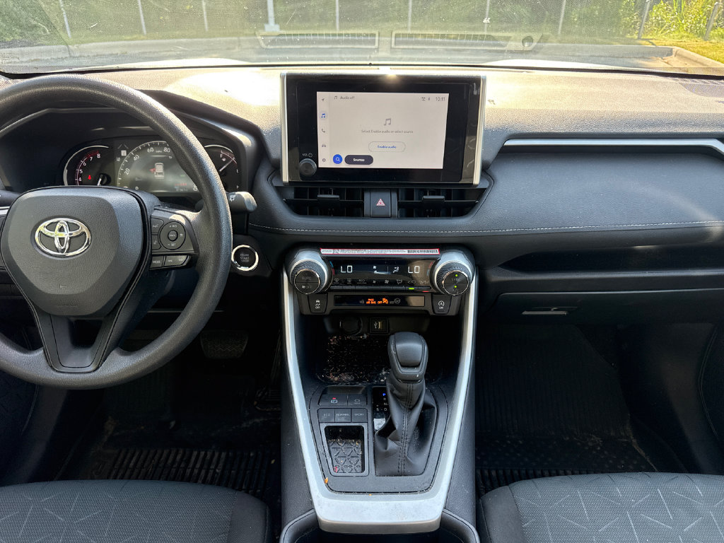 Used 2025 Toyota RAV4 XLE w/ Convenience Package FWD image 18