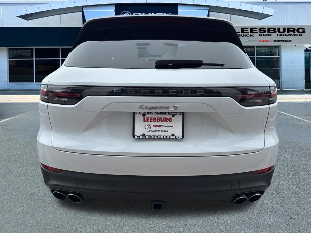 Used 2022 Porsche Cayenne S AWD/4WD image 6