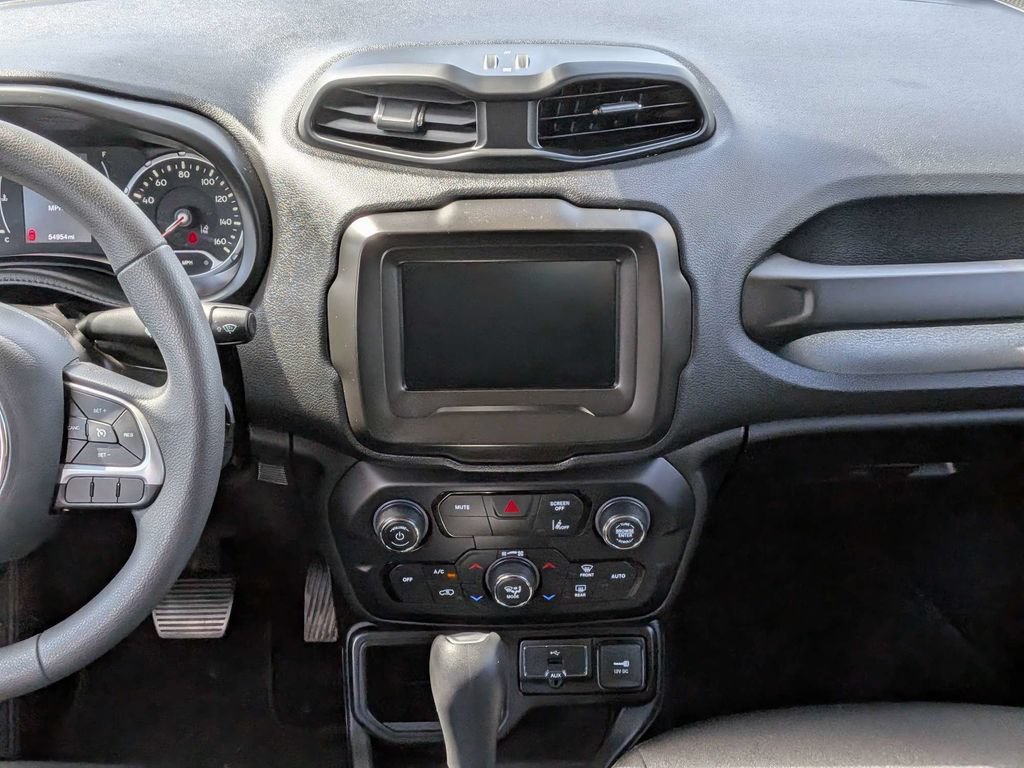 Used 2021 Jeep Renegade Sport FWD image 16