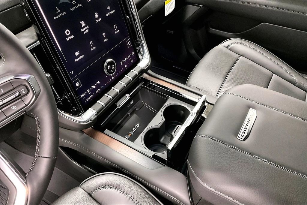 New 2026 GMC Yukon XL Denali image 21