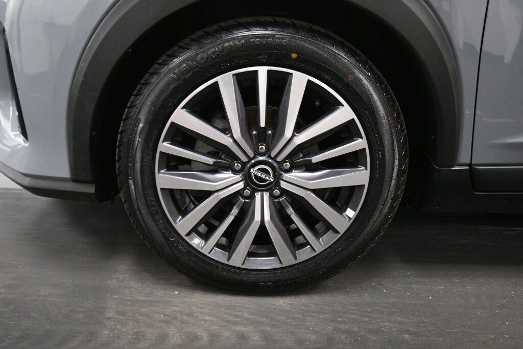 Used 2022 Nissan Kicks SV image 32
