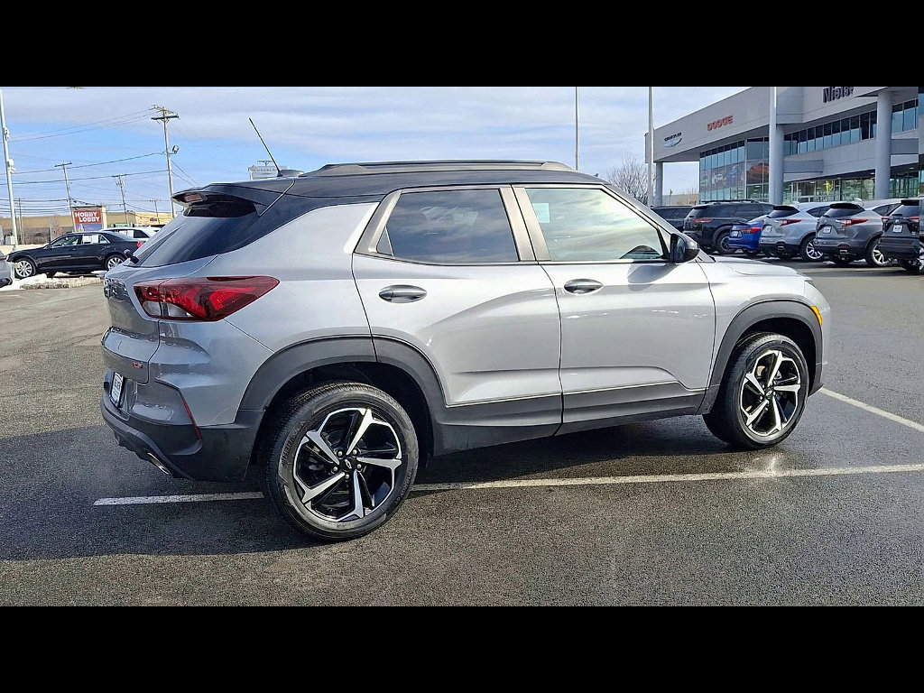 Used 2023 Chevrolet TrailBlazer RS image 4