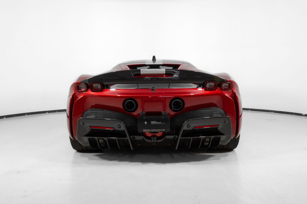 Used 2021 Ferrari SF90 Stradale image 6
