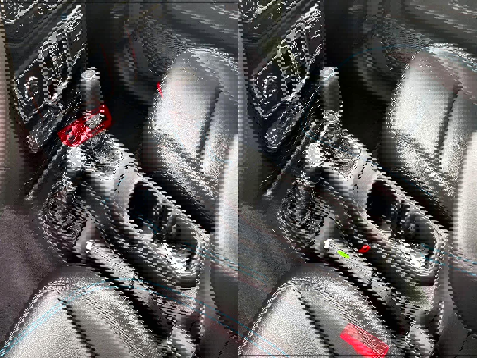 Used 2023 Jeep Wrangler Unlimited Rubicon 4xe w/ Cold Weather Group image 20