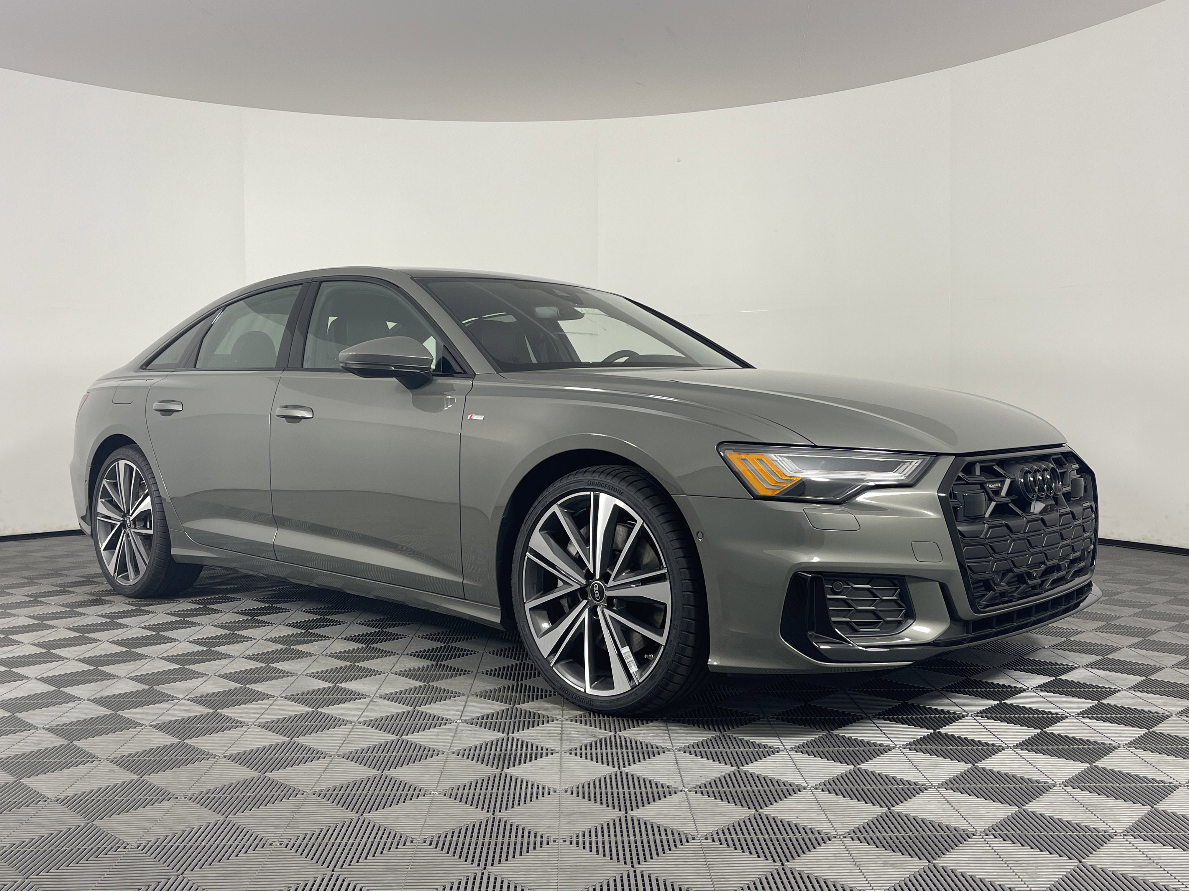 New 2025 Audi A6 3.0T Prestige image 16