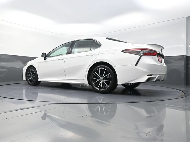 Certified 2024 Toyota Camry SE FWD image 34