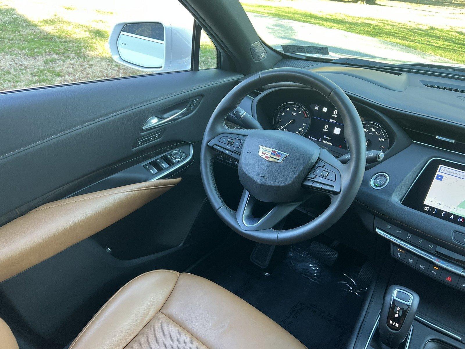 Used 2019 Cadillac XT4 Premium Luxury AWD/4WD image 15