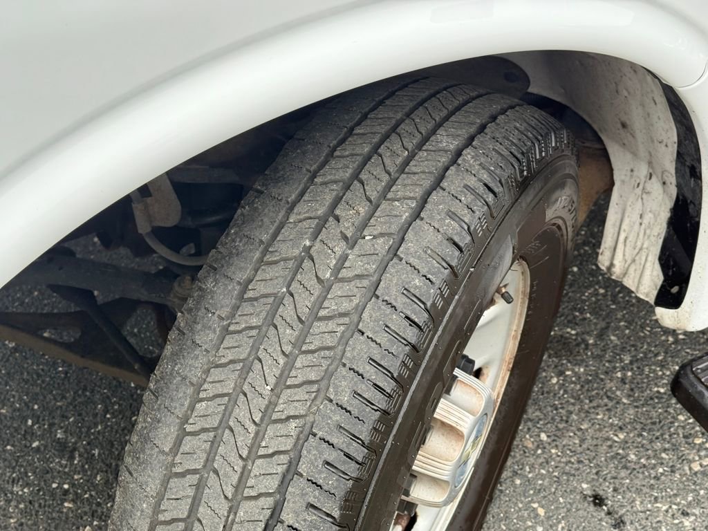 Used 2021 Chevrolet Express 2500 Extended w/ Driver Convenience Package image 11