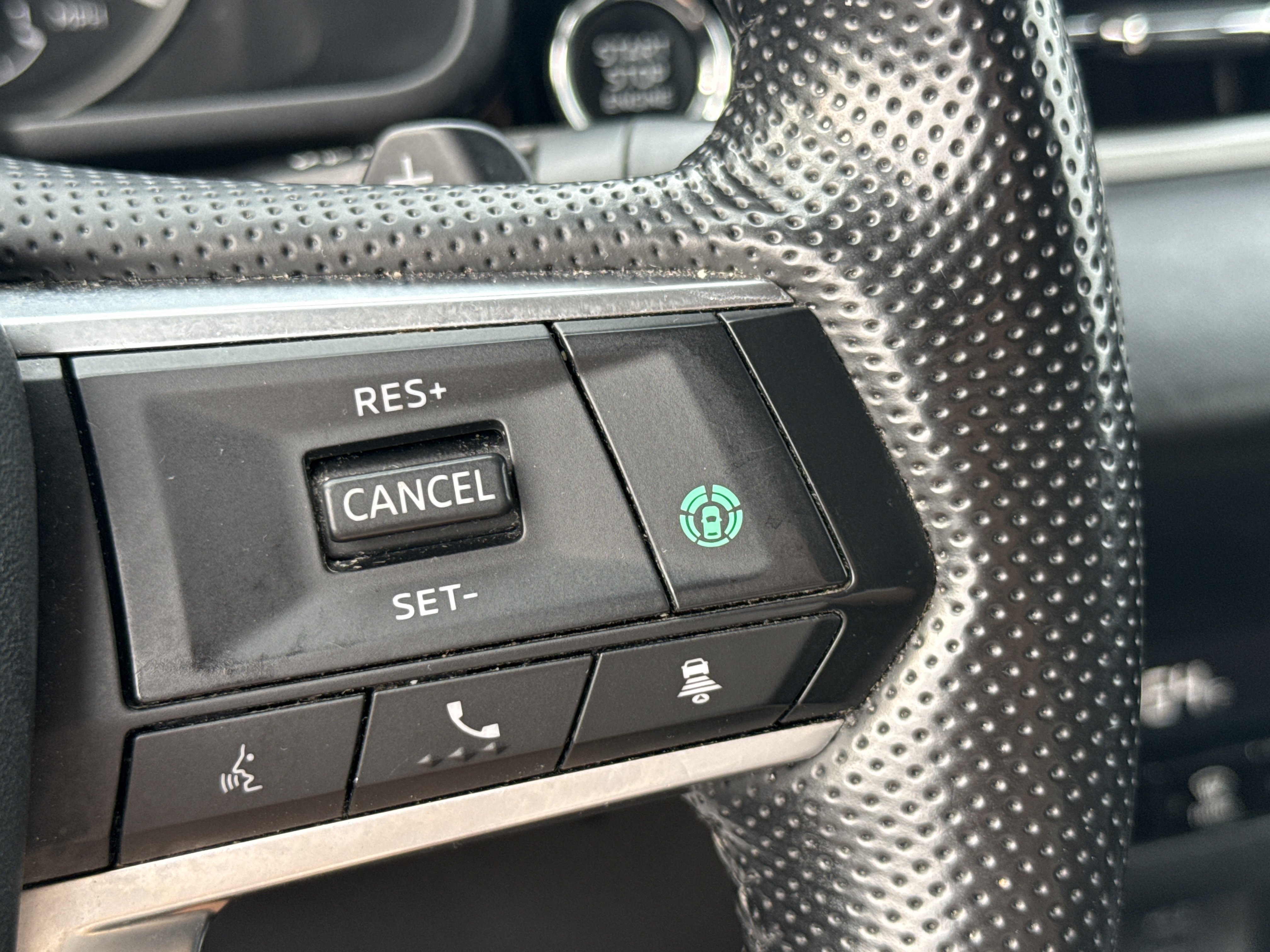 Used 2024 Mitsubishi Outlander SE AWD/4WD image 31