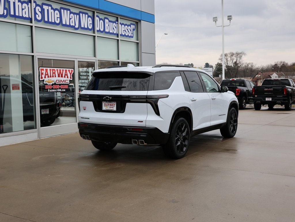 New 2026 Chevrolet Traverse RS image 3