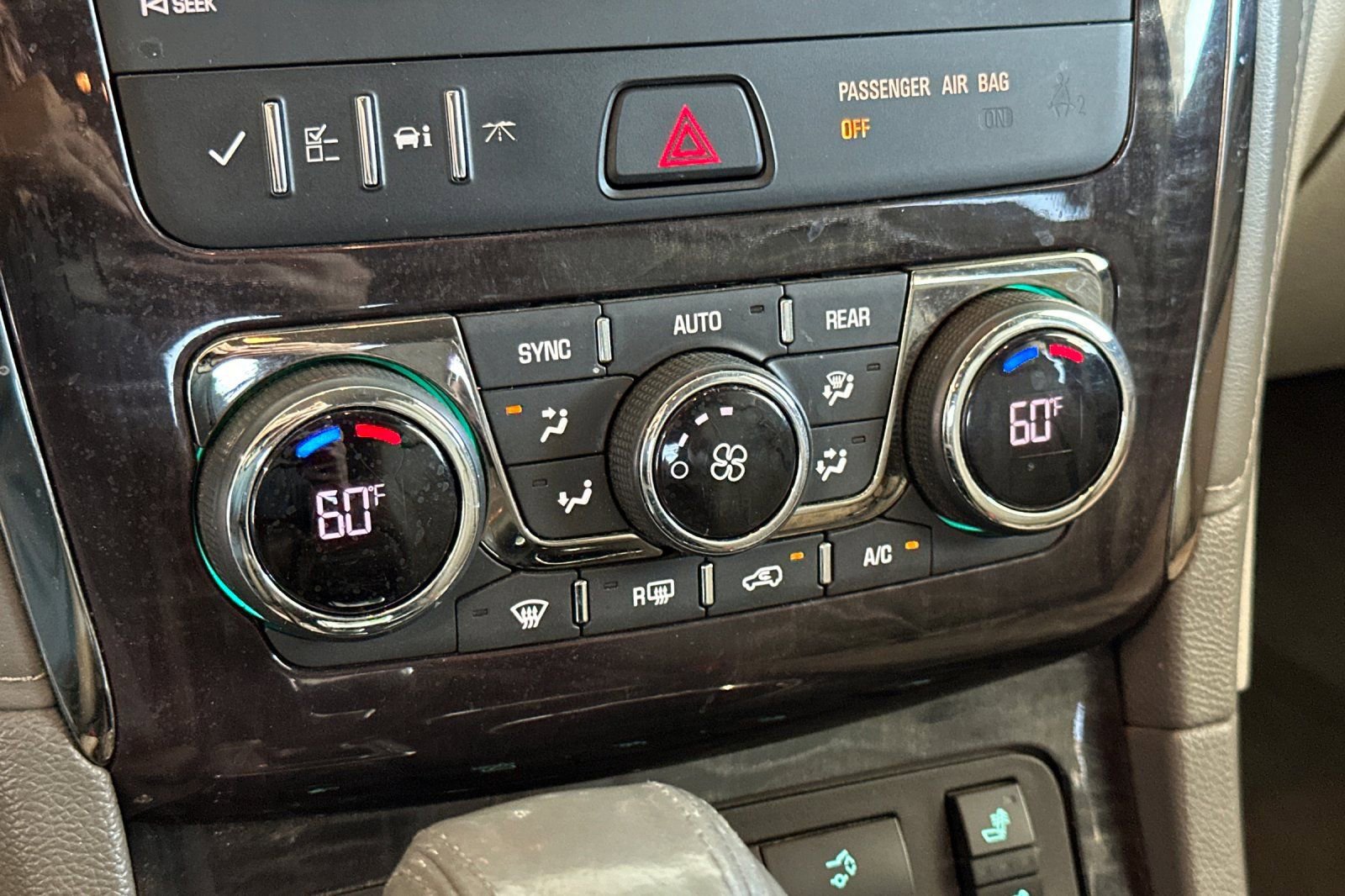 Used 2016 Buick Enclave Leather image 22