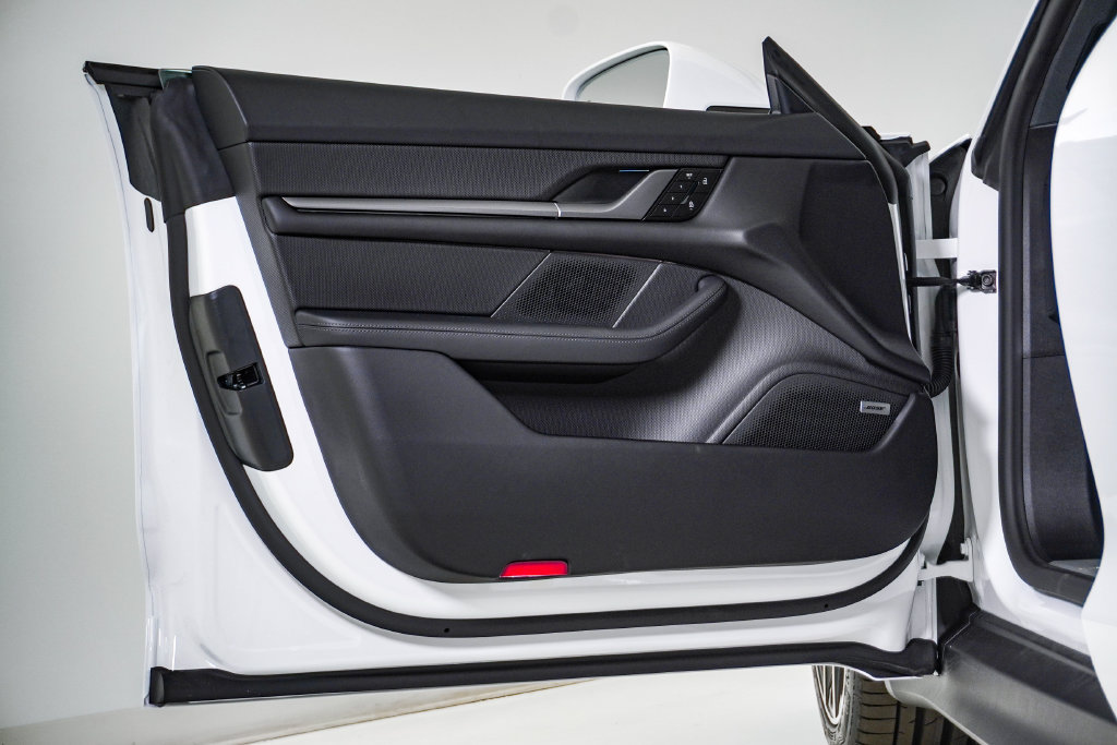 New 2026 Porsche Taycan AWD/4WD image 25