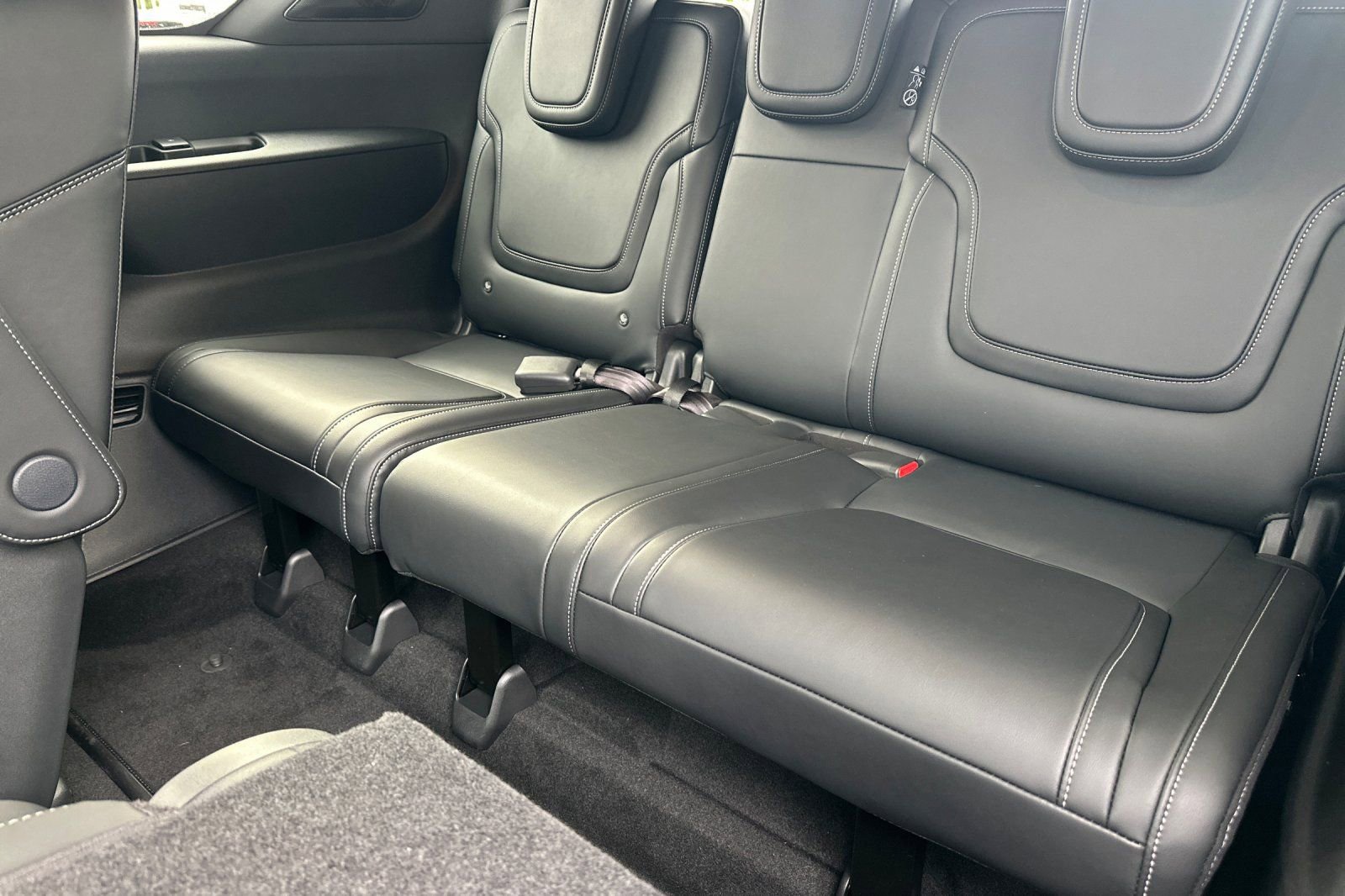 New 2026 Nissan Armada PRO-4X w/ Captain's Chari Seat Package image 12