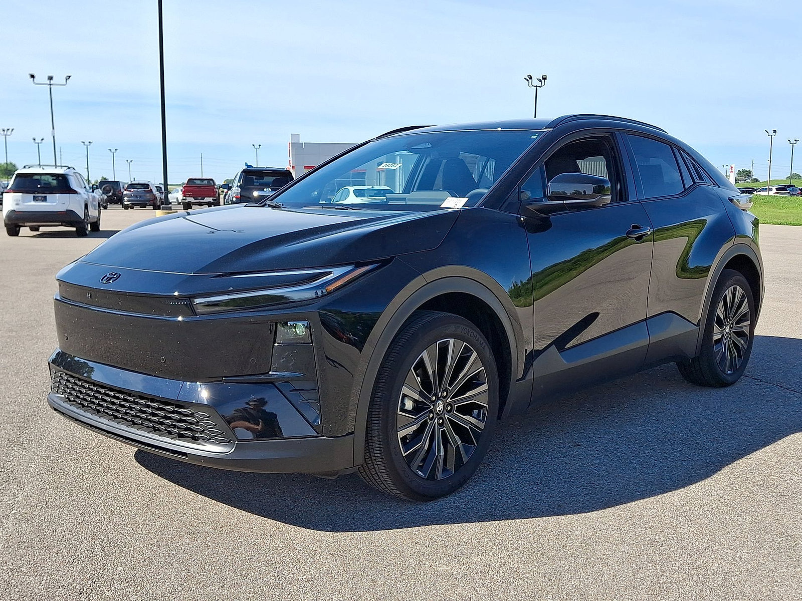 New 2026 Toyota C-HR AWD/4WD image 10