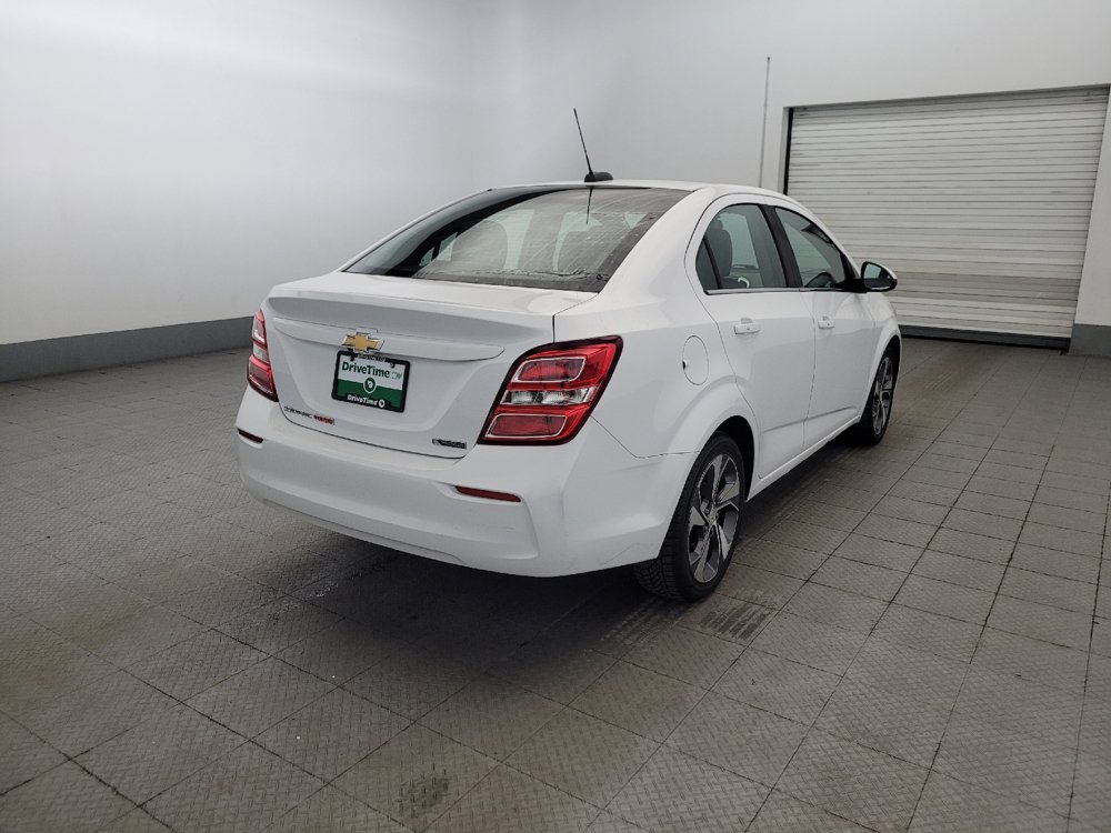 Used 2018 Chevrolet Sonic Premier FWD image 9