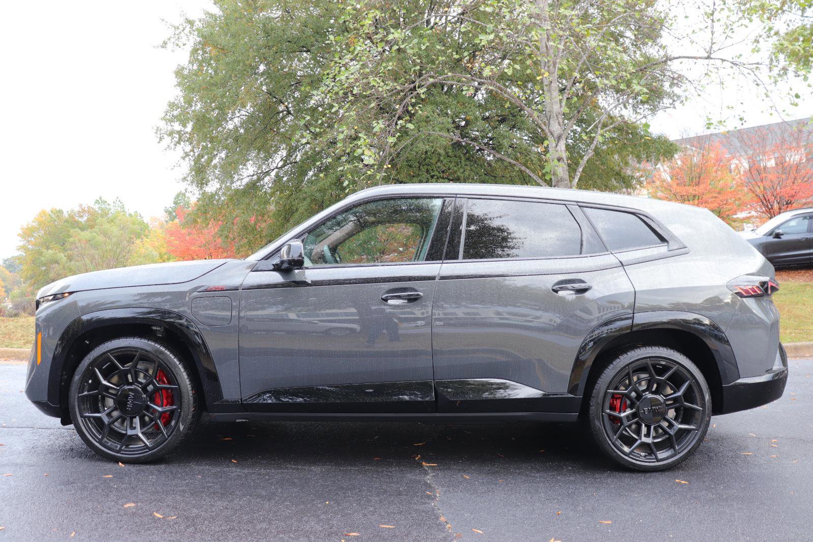 New 2026 BMW XM Label Red w/ M Driver's Package image 4