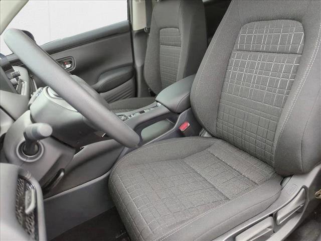 New 2026 Honda HR-V LX image 4