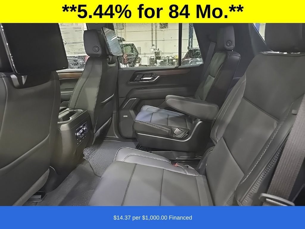 New 2026 GMC Yukon Denali w/ Denali Reserve Package AWD/4WD image 16