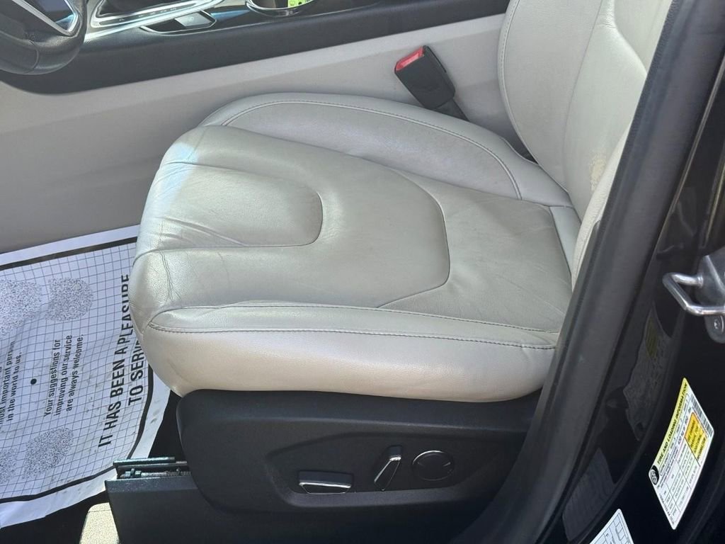 Used 2017 Ford Edge Titanium w/ Technology Package image 19