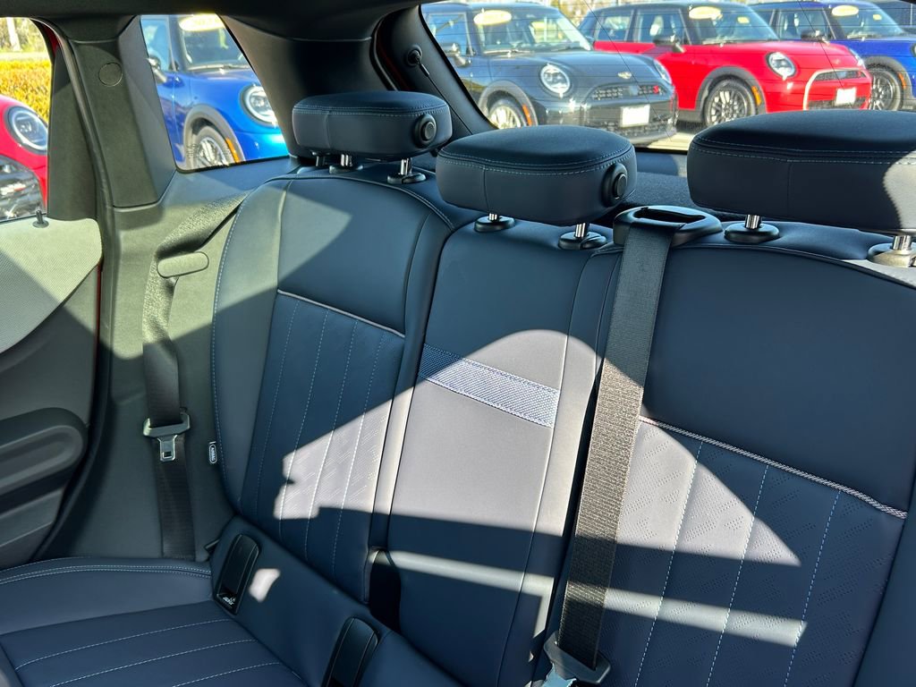 Used 2025 MINI Cooper S image 31