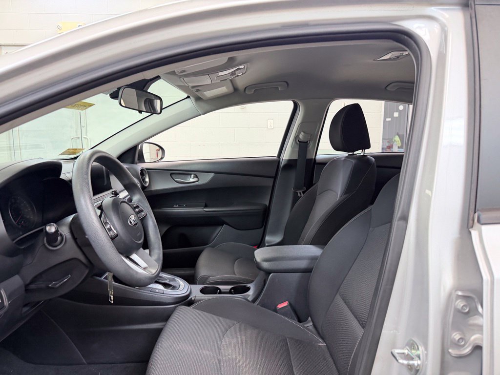 Used 2019 Kia Forte LXS FWD image 14