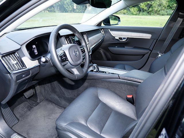 Used 2024 Volvo S90 B6 Plus AWD/4WD image 13