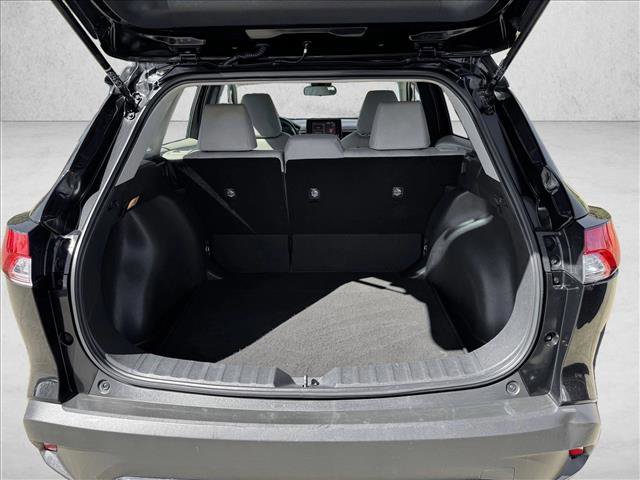 Used 2022 Toyota Corolla Cross LE image 8