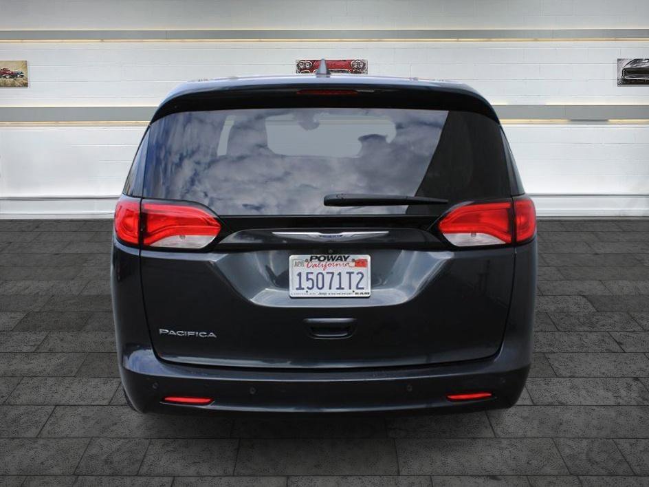 Used 2019 Chrysler Pacifica LX FWD image 6