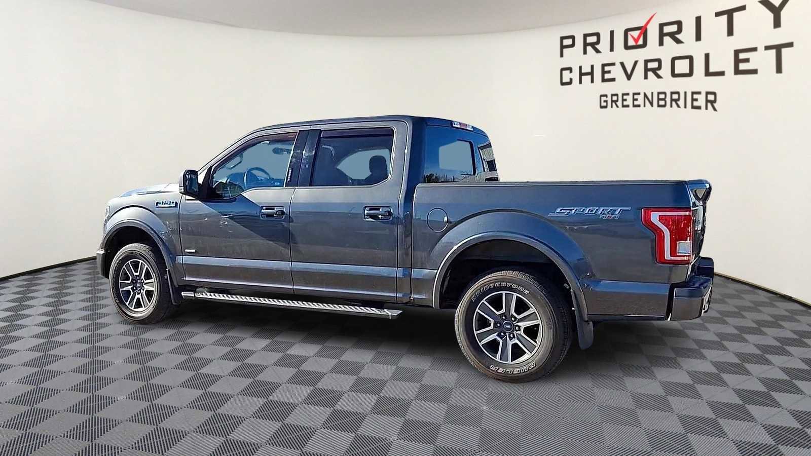 Used 2016 Ford F150 XLT w/ Equipment Group 302A Luxury image 6