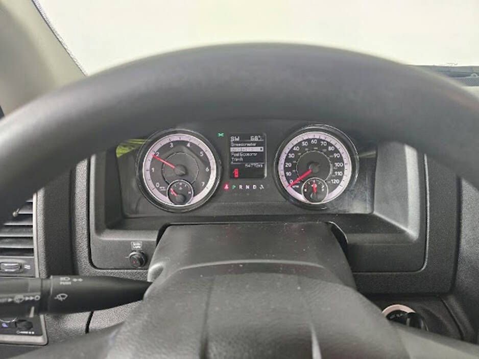 Used 2022 RAM 1500 Tradesman w/ Chrome Appearance Group AWD/4WD image 10