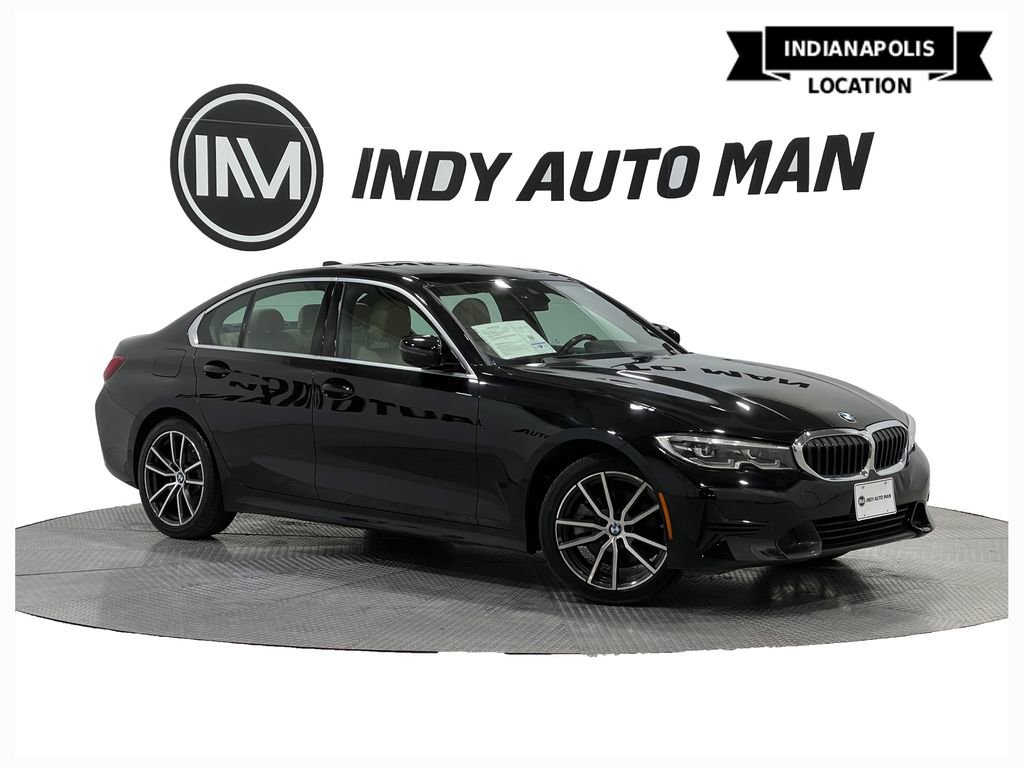 Used 2020 BMW 330i Sedan w/ Convenience Package image 1
