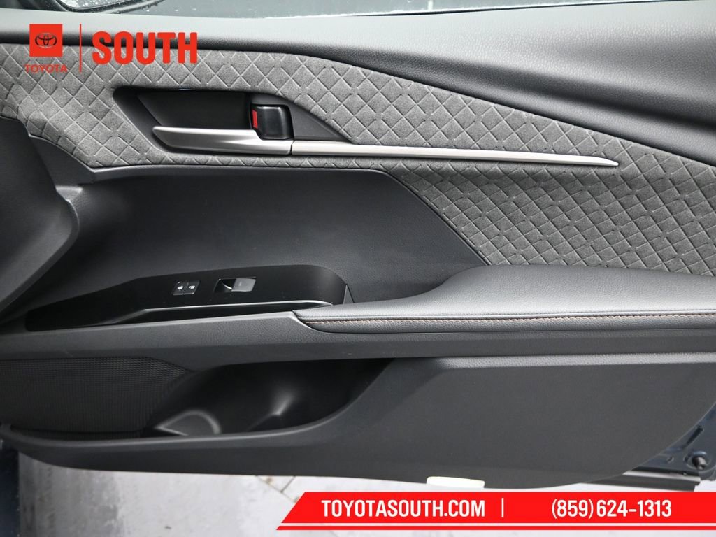 Used 2026 Toyota Camry XLE image 28