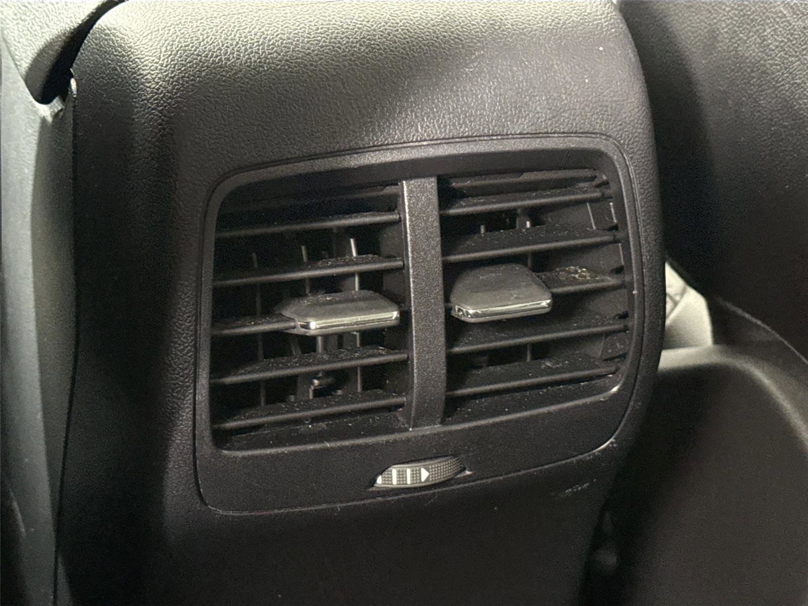 Used 2022 Ford Escape SEL w/ Technology Package image 36