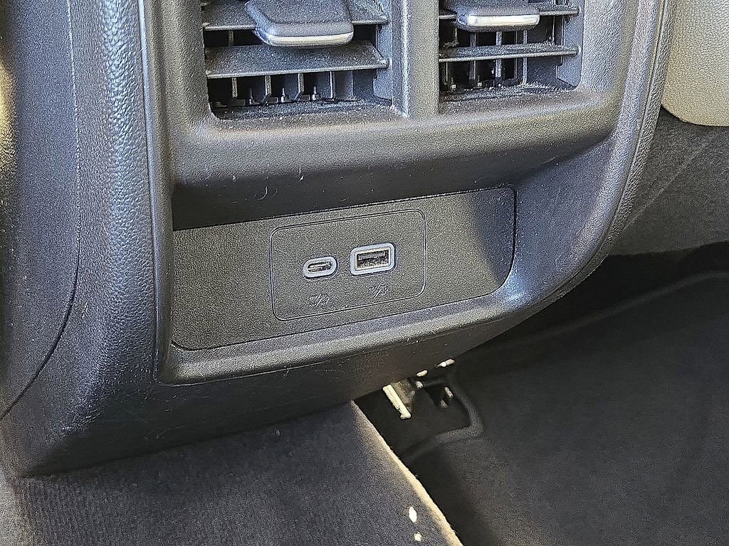 Used 2023 Cadillac XT4 Premium Luxury image 18