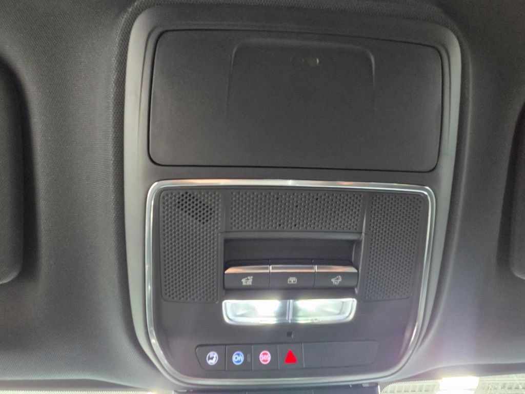 Used 2026 GMC Acadia Denali w/ LPO, Floor Liner Package AWD/4WD image 45