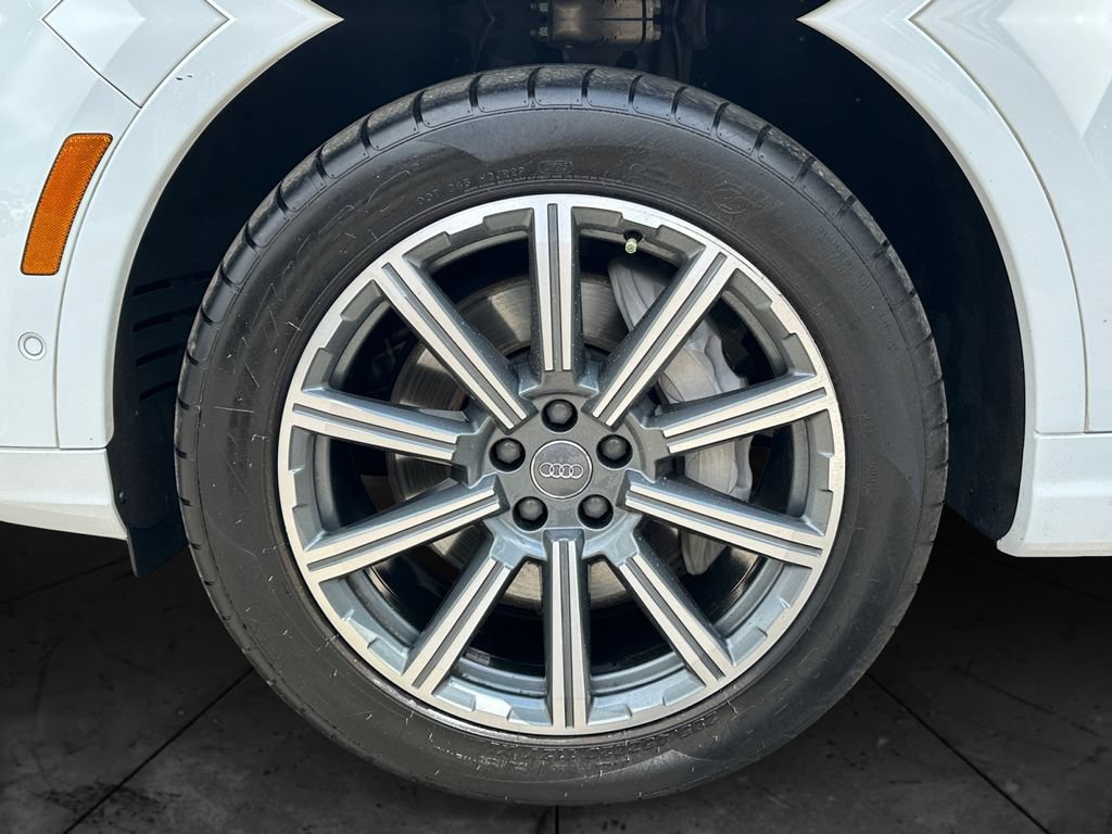 Used 2019 Audi Q7 3.0T Premium Plus w/ Premium Plus Package AWD/4WD image 25