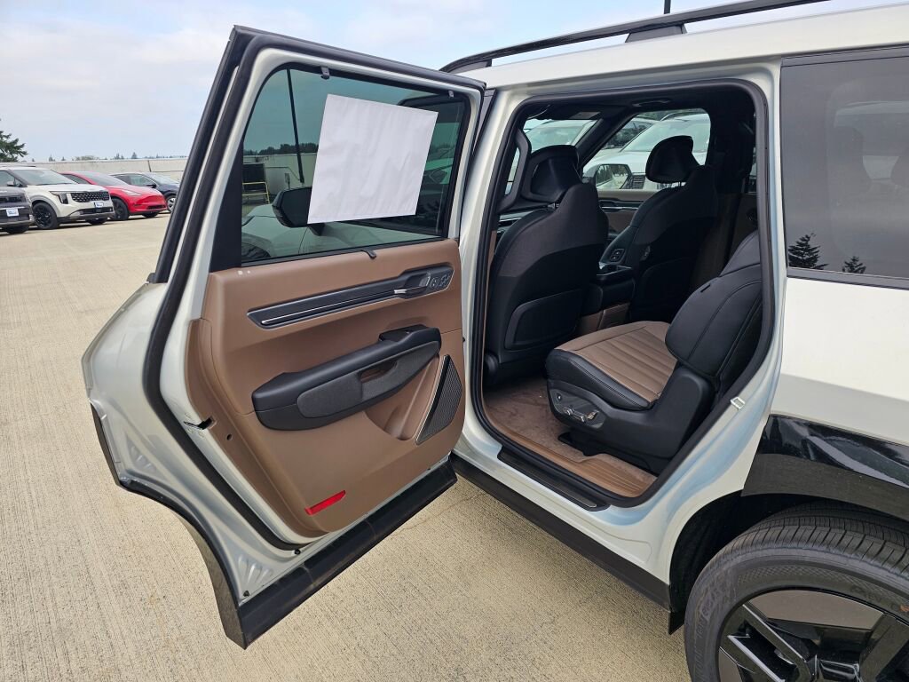 New 2026 Kia EV9 GT-Line image 22