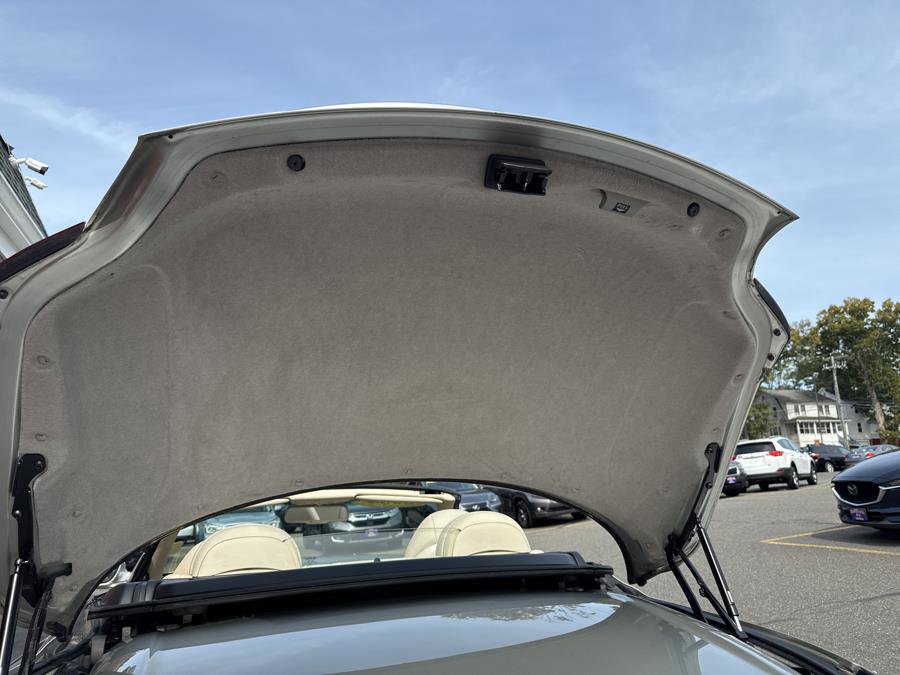 Used 2004 Lexus SC 430 Convertible image 35