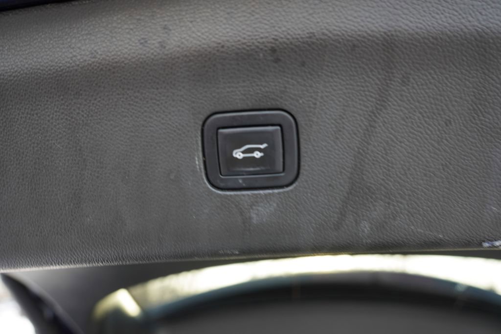 Certified 2023 Buick Enclave Essence w/ Experience Buick Package image 23